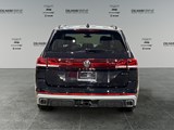 2024 Volkswagen Atlas 2.0 TSI Peak Edition image 4