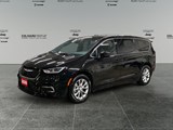 2026 Chrysler Pacifica Limited image 1