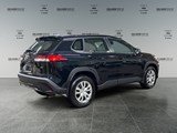 2025 Toyota Corolla Cross L image 5