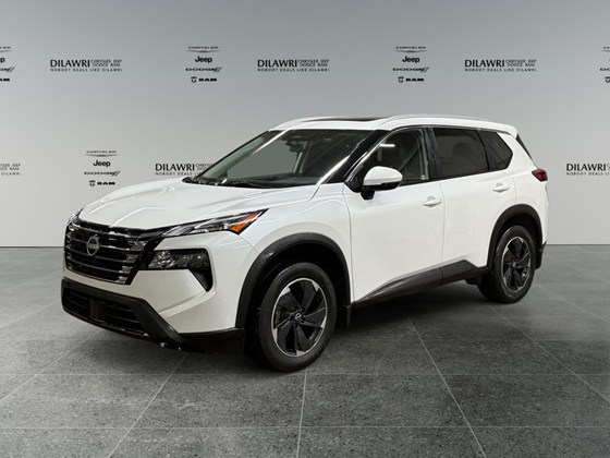 2024 Nissan Rogue SV Moonroof