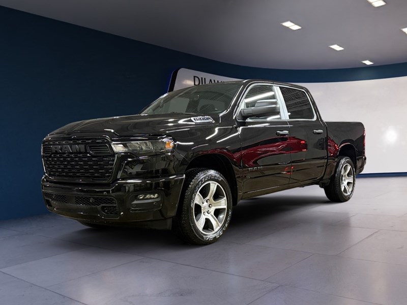 2025 RAM 1500 Tradesman 4x4 Crew Cab 5'7" Box