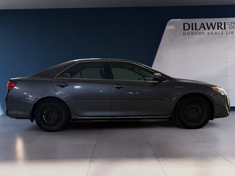 2013 Toyota Camry Hybrid 4dr Sdn XLE