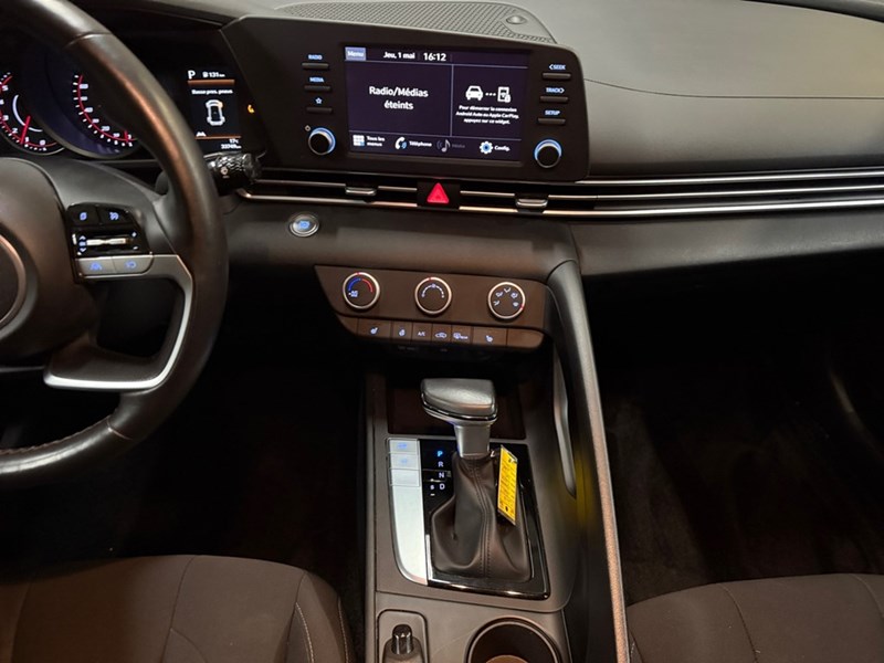 2021 Hyundai Elantra Preferred IVT