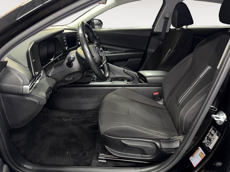 2021 Hyundai Elantra Preferred IVT
