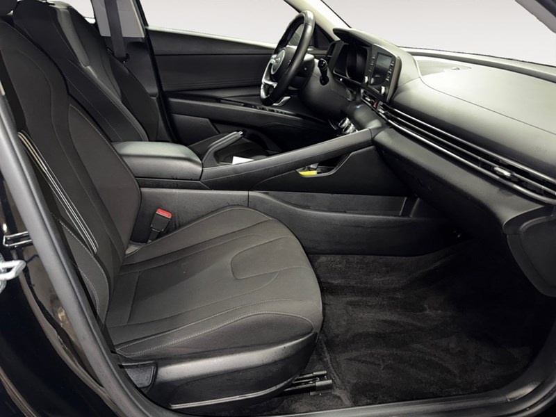 2021 Hyundai Elantra Preferred IVT