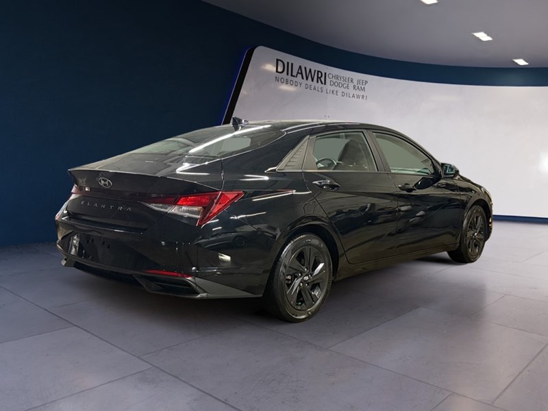 2021 Hyundai Elantra Preferred IVT