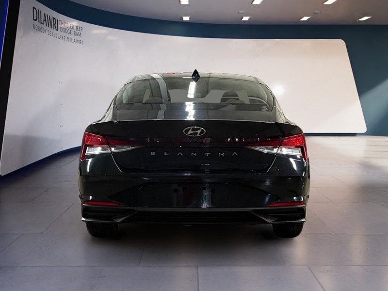 2021 Hyundai Elantra Preferred IVT