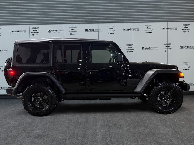2025 Jeep Wrangler Willys 4 Door 4x4
