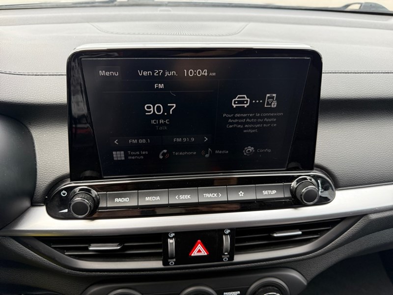 2023 Kia Forte EX IVT