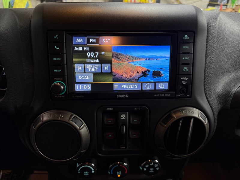 2018 Jeep Wrangler JK Unlimited Golden Eagle 4x4 *Ltd Avail*