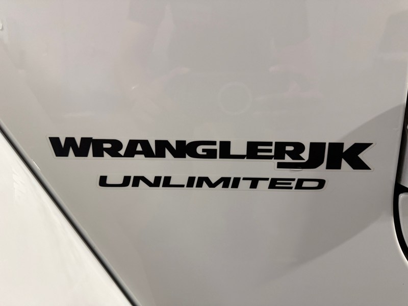 2018 Jeep Wrangler JK Unlimited Golden Eagle 4x4 *Ltd Avail*
