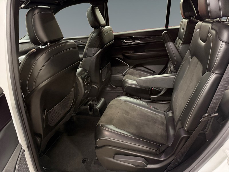2021 Jeep Grand Cherokee L Altitude 4x4