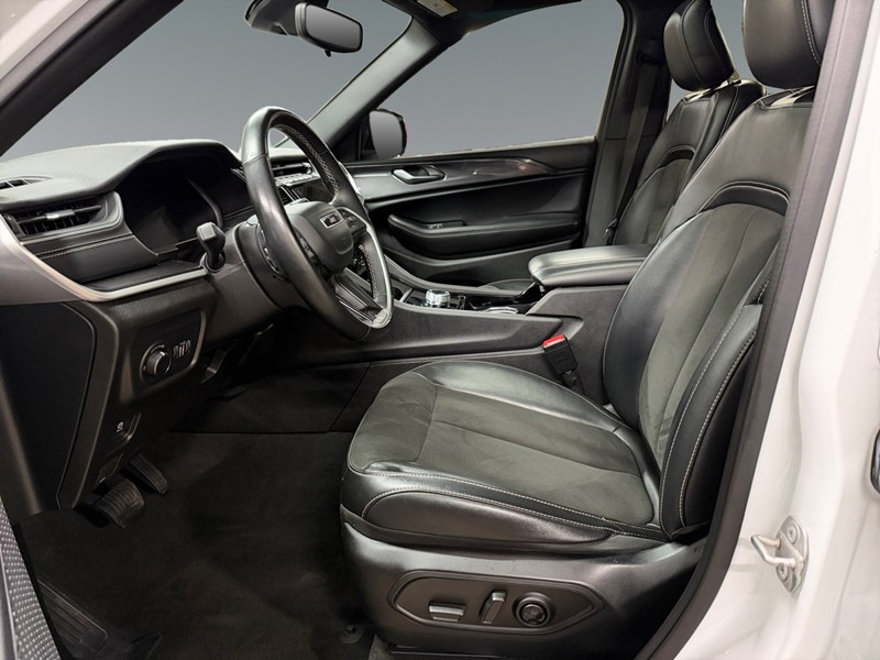 2021 Jeep Grand Cherokee L Altitude 4x4
