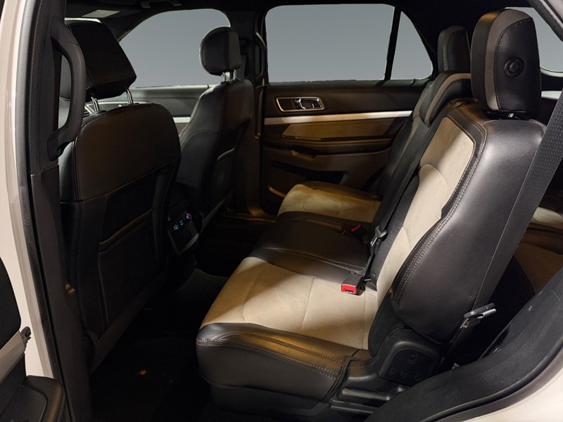 2017 Ford Explorer 4WD 4dr XLT