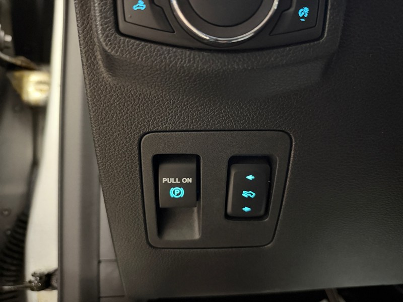 2019 Ford F-150 LARIAT 4WD SuperCrew 5.5' Box