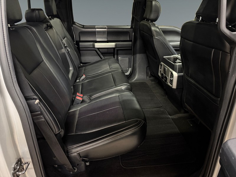 2019 Ford F-150 LARIAT 4WD SuperCrew 5.5' Box