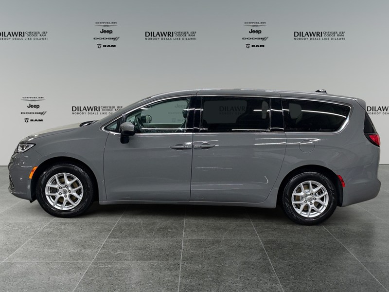2023 Chrysler Pacifica Touring L FWD