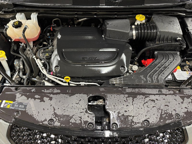 2025 Chrysler Pacifica Limited FWD
