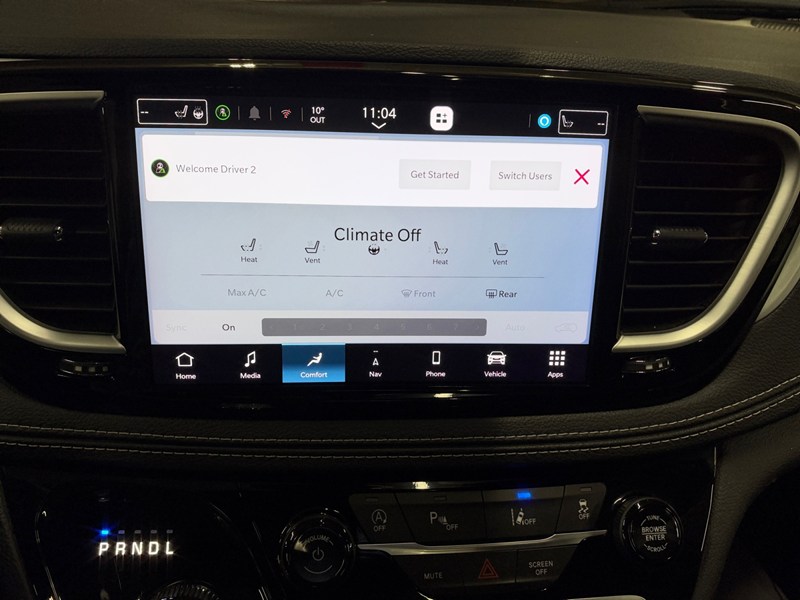 2026 Chrysler Pacifica Limited FWD