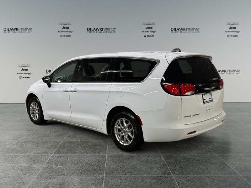 2024 Chrysler Grand Caravan SXT