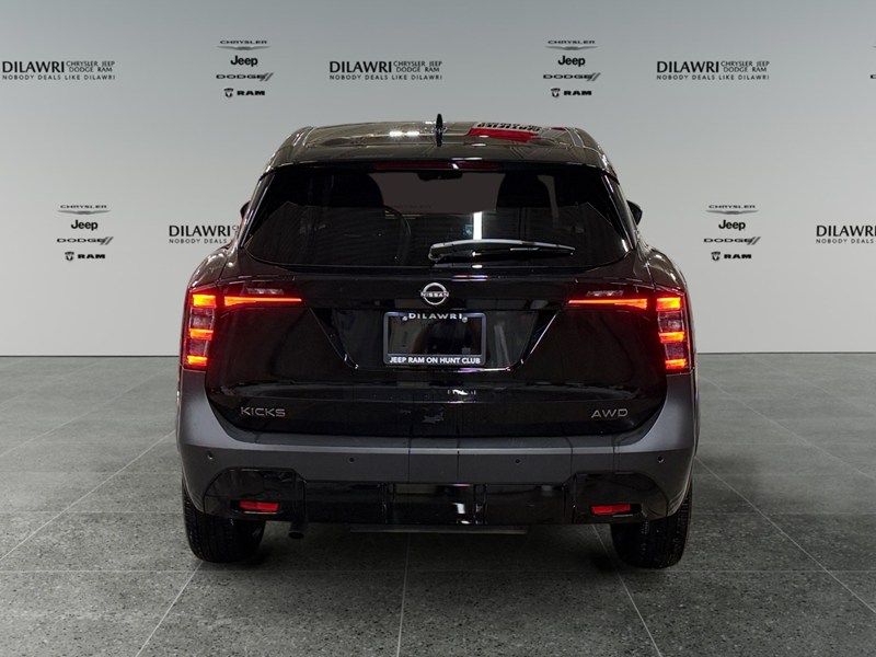 2026 Nissan Kicks SV AWD