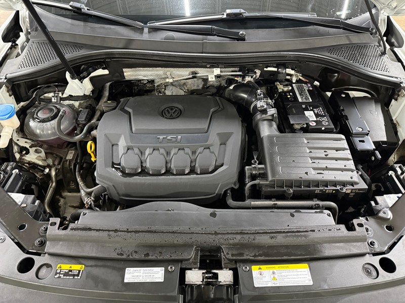2023 Volkswagen Tiguan Comfortline R-Line Black Edition 4MOTION