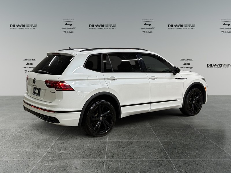 2023 Volkswagen Tiguan Comfortline R-Line Black Edition 4MOTION