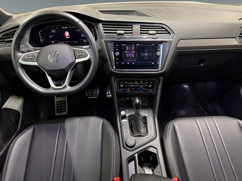 2023 Volkswagen Tiguan Comfortline R-Line Black Edition 4MOTION