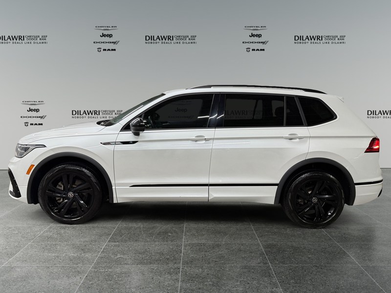 2023 Volkswagen Tiguan Comfortline R-Line Black Edition 4MOTION