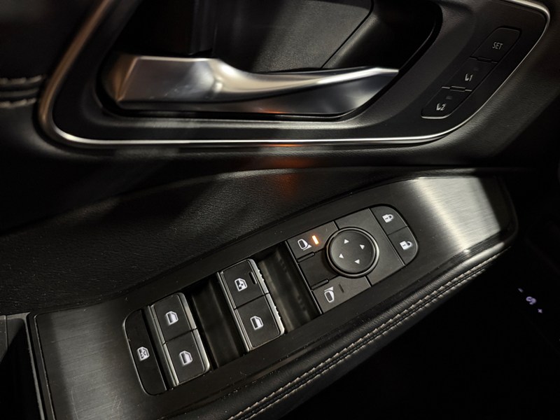 2023 Nissan Rogue AWD Platinum