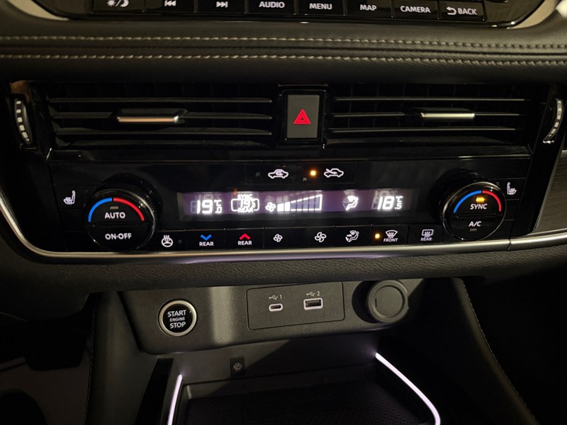 2023 Nissan Rogue AWD Platinum