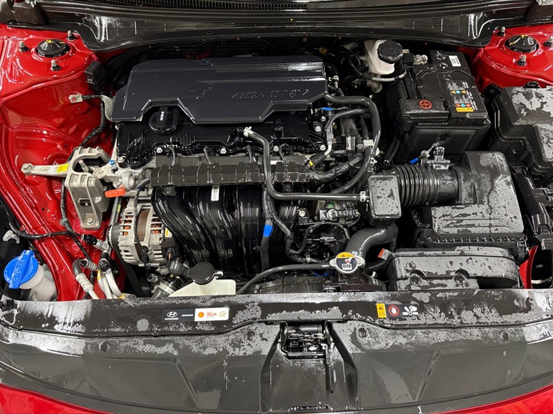 2022 Hyundai Elantra Preferred IVT