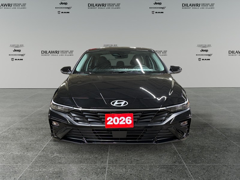 2026 Hyundai Elantra Luxury IVT