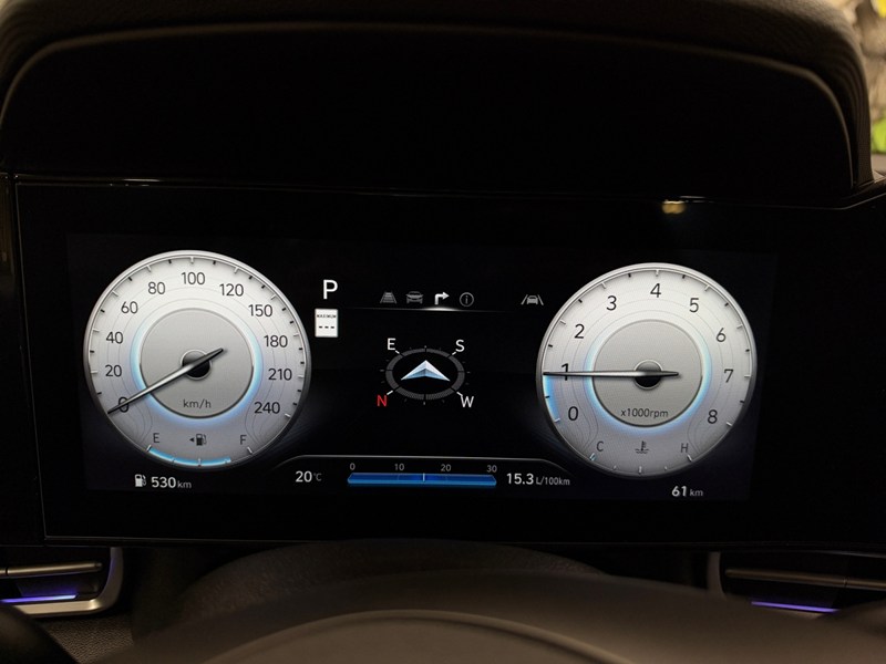 2026 Hyundai Elantra Luxury IVT