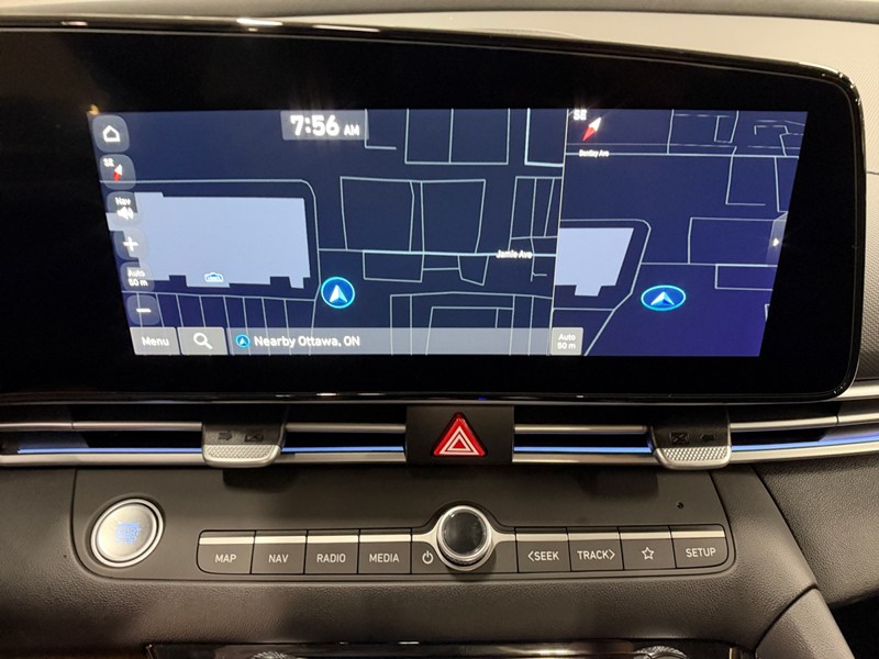2026 Hyundai Elantra Luxury IVT
