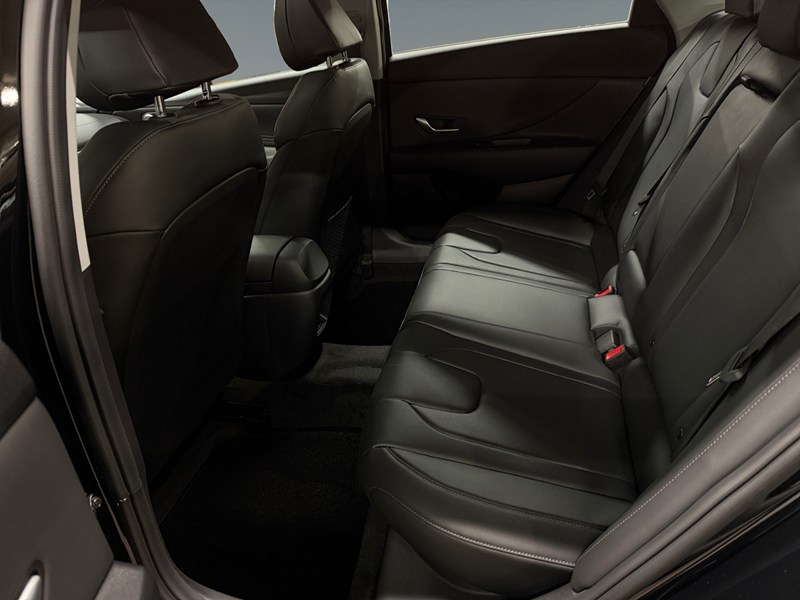 2026 Hyundai Elantra Luxury IVT