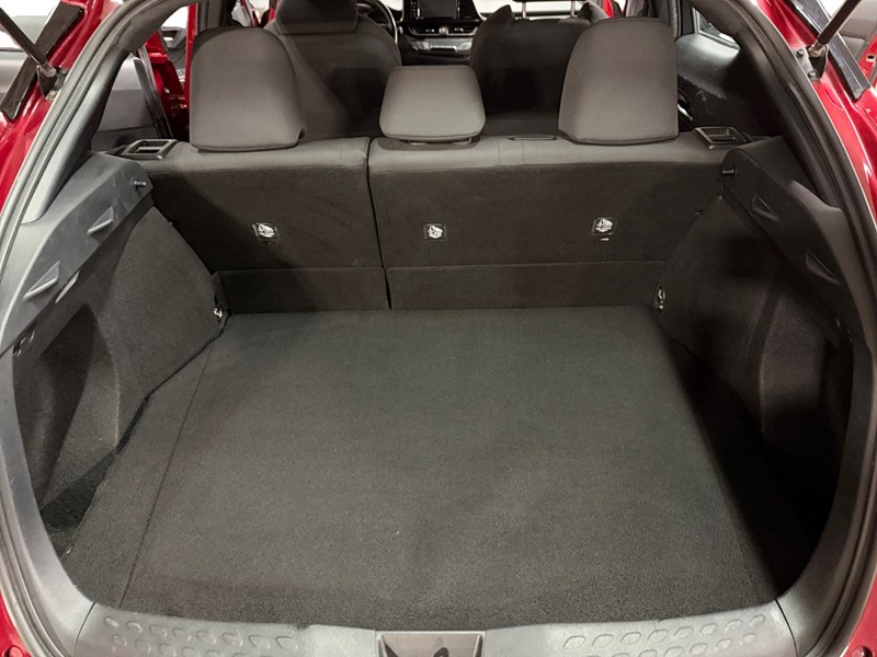 2018 Toyota C-HR FWD XLE