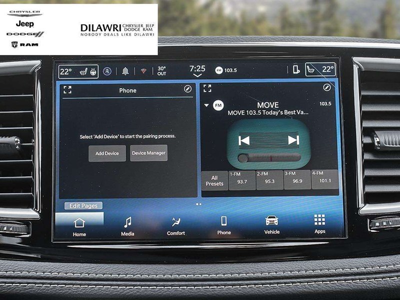 2027 Chrysler Pacifica Select