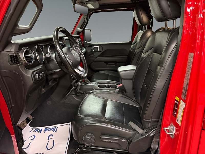 2022 Jeep Wrangler Unlimited Unlimited Sahara Altitude 4x4