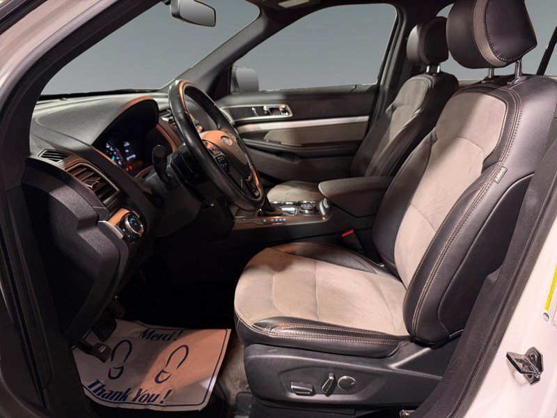 2017 Ford Explorer 4WD 4dr XLT