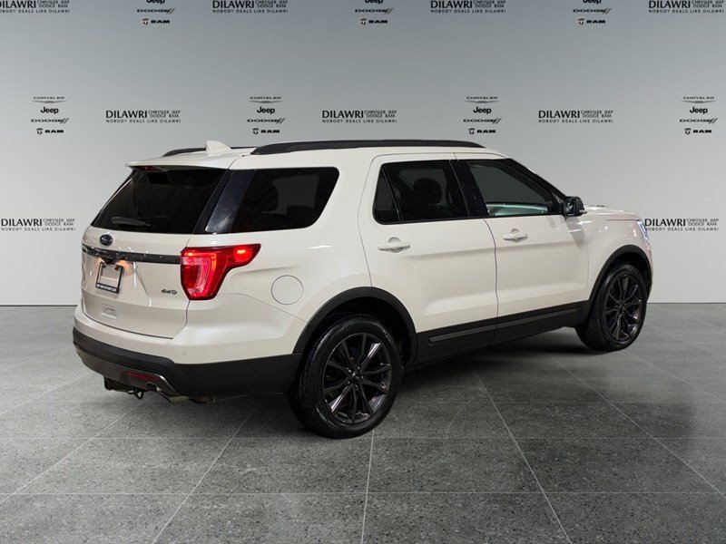 2017 Ford Explorer 4WD 4dr XLT
