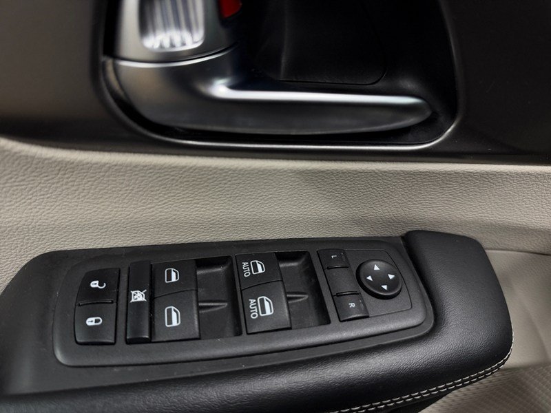 2023 Chrysler Pacifica Touring L FWD