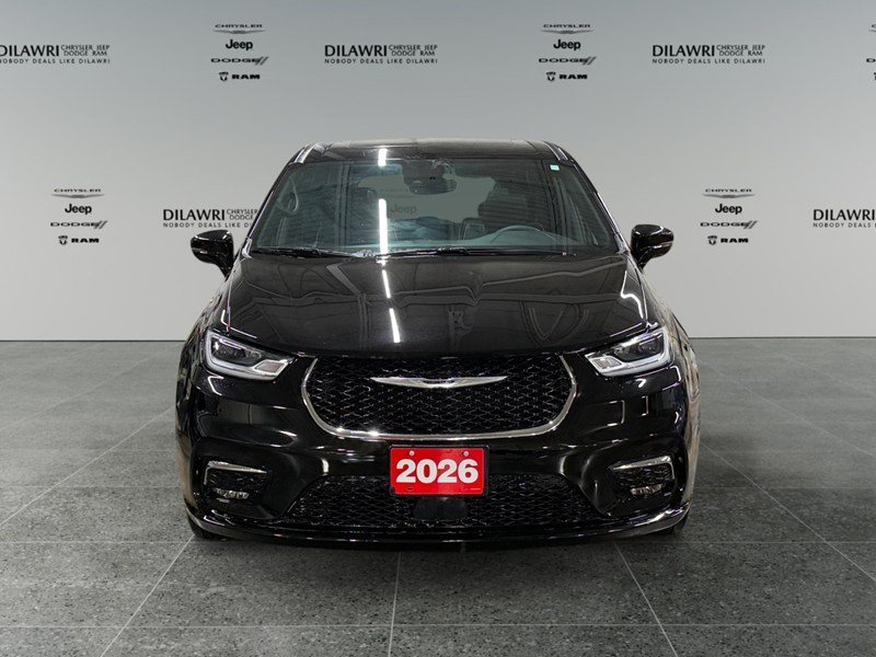 2026 Chrysler Pacifica Limited FWD