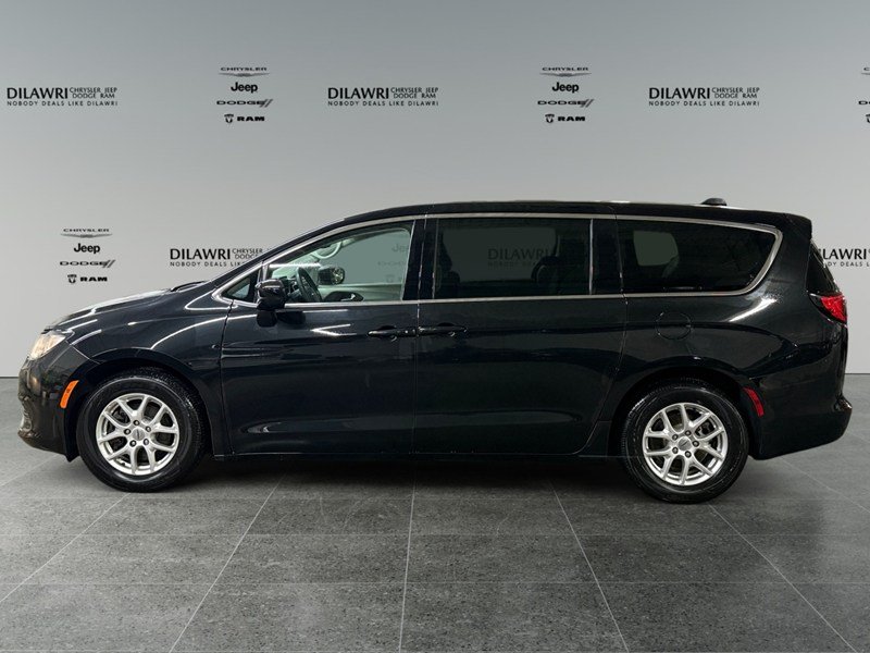 2023 Chrysler Grand Caravan SXT 2WD