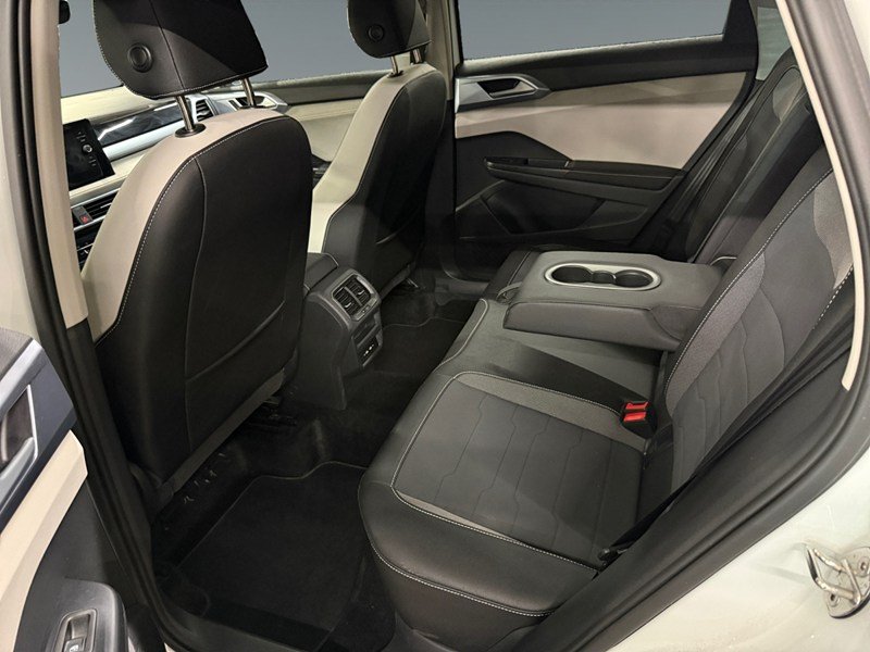 2026 Volkswagen Taos Comfortline 4MOTION
