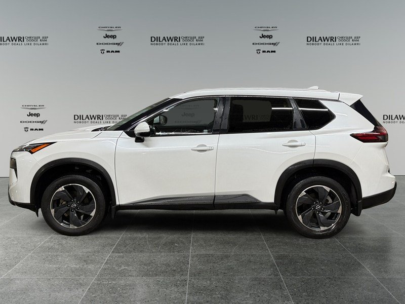 2024 Nissan Rogue AWD SV Moonroof