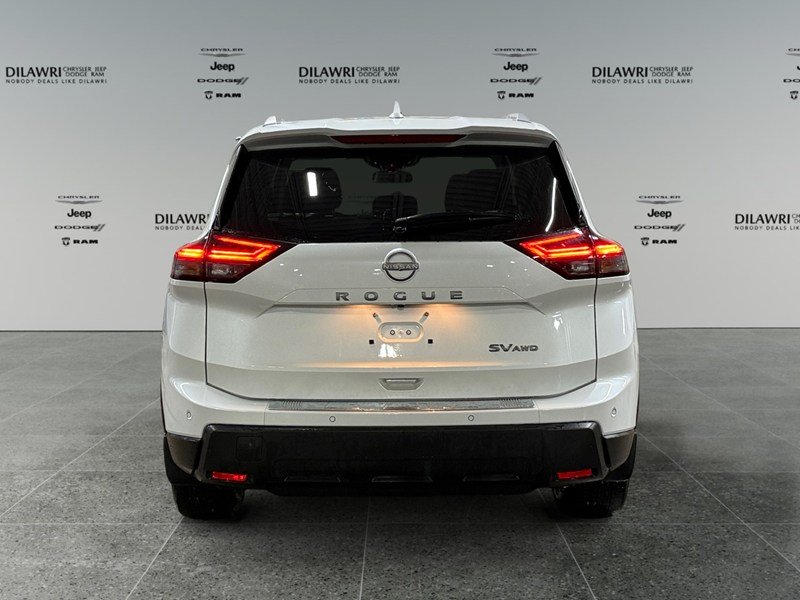 2024 Nissan Rogue AWD SV Moonroof