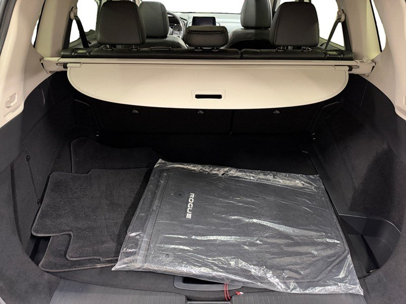 2024 Nissan Rogue AWD SV Moonroof