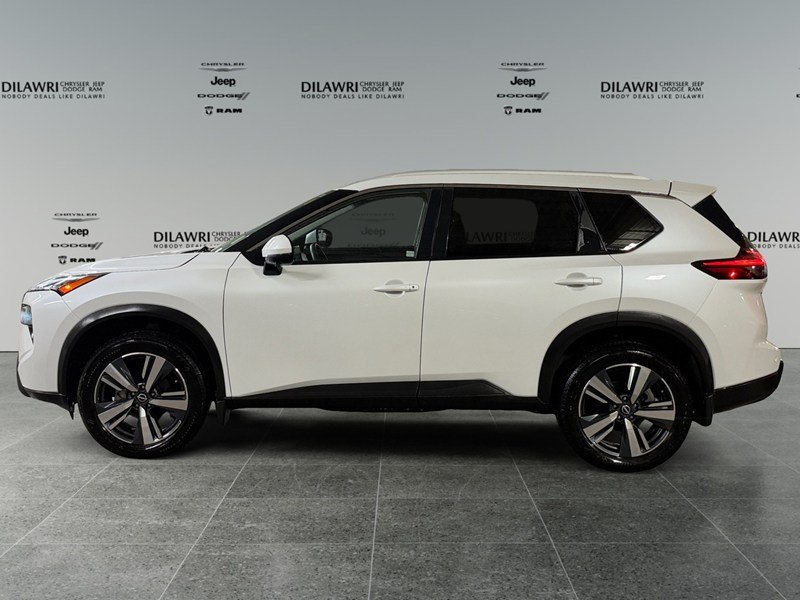 2024 Nissan Rogue AWD SV Moonroof
