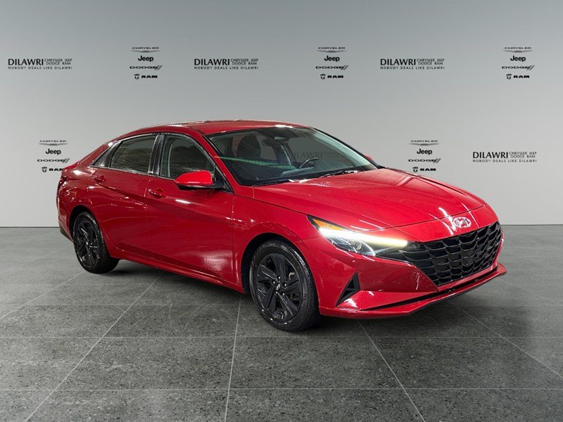 2022 Hyundai Elantra Preferred IVT